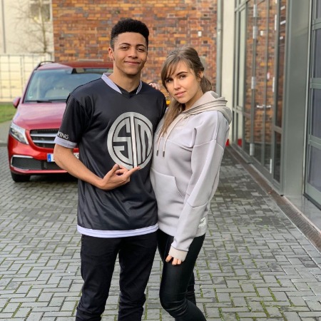 DanucD and gamer  Myth together.